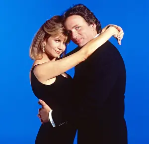 Ritter Prints: HEARTS AFIRE, from left: Markie Post, John Ritter, 1992-1995