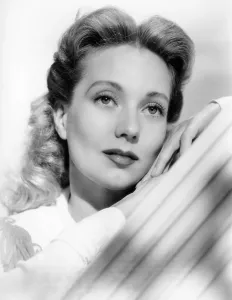 Images Dated 14th April 2006: THREE HEARTS FOR JULIA, Ann Sothern, 1943