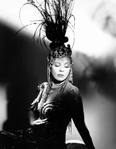 Images Dated 14th April 2014: THE HEAT'S ON, Mae West, 1943