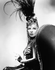 Images Dated 8th July 2013: THE HEAT'S ON, Mae West, 1943
