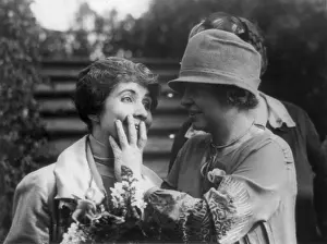 Blind Prints: Helen Keller reading First Lady Grace Coolidge's lips. Jan 12, 1926. Mrs