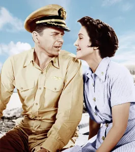 Images Dated 15th December 2011: HELLCATS OF THE NAVY, from left: Ronald Reagan, Nancy Davis, 1957