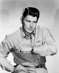 Images Dated 16th November 2015: HELLCATS OF THE NAVY, Ronald Reagan, 1957