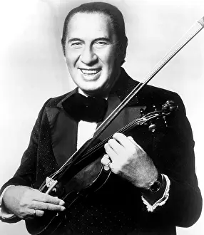 Violinist Prints: Henny Youngman, (1906-1998), violinist and comedian