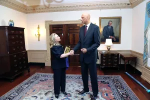 Tall Prints: Hillary Clinton with Kareem Abdul-Jabbar