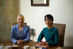 Powerful Women Prints: Hillary Clinton visited Daw Aung San Suu Kyi at her house in Rangoon