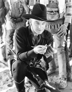 Images Dated 28th July 2015: HILLS OF OLD WYOMING, William Boyd, 1937