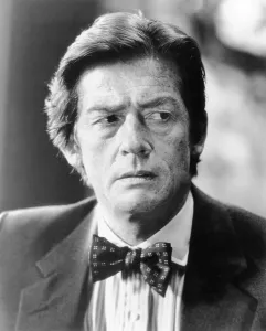 Hurt Prints: FROM THE HIP, John Hurt, 1987, De Laurentiis Entertainment Group/courtesy Everett Collection
