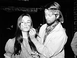 Hippie Prints: Hippies face painting in Greenwich Village