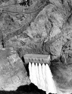 Images Dated 12th March 2007: Hoover Dam, 1936. Courtesy: CSU Archives/Everett Collection