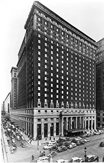 Street Prints: HOTEL PENNSYLVANIA, NEW YORK CITY