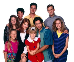 Mary Kate Prints: FULL HOUSE, clockwise from lower left: Jodie Sweetin