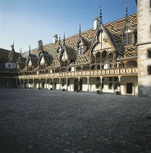Burgundy Prints: Htel-Dieu de Beaune. 1443 - 1451