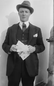 New Zealand Prints: Hugh Walpole (1884-1941) New Zealand born Englishman wrote four novels