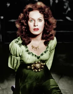 2011 Prints: THE HUNCHBACK OF NOTRE DAME, Maureen O'Hara, 1939