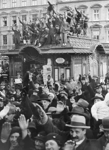 Salute Prints: Hundreds of thousands of Austrians line the route of Hitler's triumphant entry into Vienna