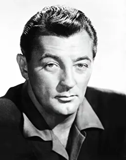 Jsx 47 Prints: THE HUNTERS, Robert Mitchum, 1958