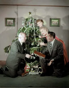 Arnaz Prints: I LOVE LUCY, I Love Lucy Christmas Special