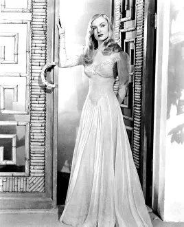Movpor14 Prints: I MARRIED A WITCH, Veronica Lake, in a gown by Edith Head, 1942