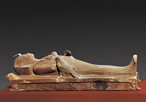 Qina Prints: Image of the king on his funerary bed