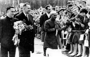 Images Dated 28th February 2007: Indian Prime Minister Lal Bahadur Shastri visits the Soviet Union