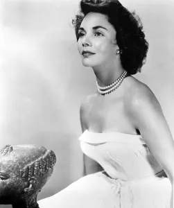 INDISCRETION OF AN AMERICAN WIFE, (aka STAZIONI TERMINI), Jennifer Jones, 1953