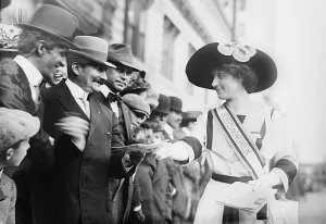 Social Movements Prints: Inez Milholland (1886-1916), selling Feminist papers to bystanders at Suffragette parade in New York City