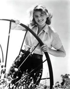 Ingrid Prints: INGRID BERGMAN, c. 1939