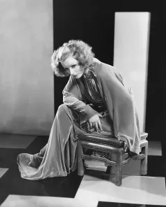 Images Dated 12th January 2015: INSPIRATION, Greta Garbo, 1931