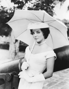 Parasol Prints: ISLAND IN THE SUN, Joan Collins
