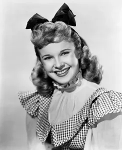 Images Dated 8th December 2015: ISN'T IT ROMANTIC?, Mona Freeman, 1948