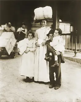 Italian immigrant family at Ellis Island, c. 1910