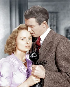 IT'S A WONDERFUL LIFE, from left: Donna Reed, James Stewart, 1946