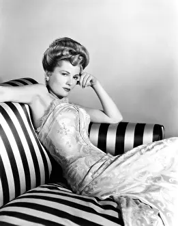 Villain Prints: IVY, Joan Fontaine, 1947