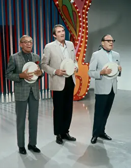 JACK BENNY'S NEW LOOK, George Burns, Jack Benny, Gregory Peck, perform Two Bushels and a Peck, 1969