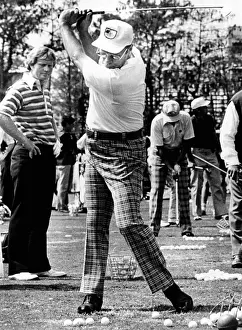 Menswear Prints: Jack Nicklaus (L) watches President Ford's golf swing at the Inverrary Classic in Lauderhill