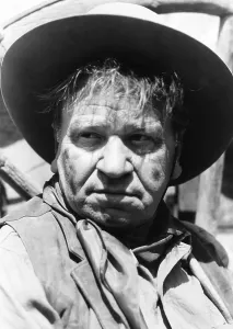 Images Dated 18th September 2015: JACKASS MAIL, Wallace Beery, 1942