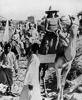 Presidents Widows Prints: Jacqueline Kennedy Onassis on vacation in Egypt