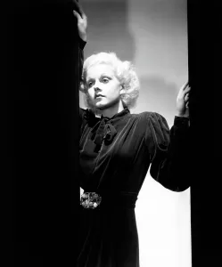 Harlow Prints: Jean Harlow, ca. 1935