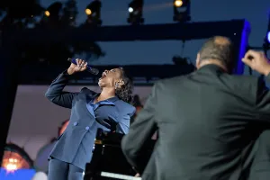 On Stage Prints: Jennifer Hudson performs at a Juneteenth concert at the White House