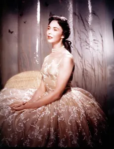 Lace Dress Prints: Jennifer Jones, ca. late 1940s