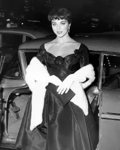 Images Dated 12th March 2014: Joan Collins, ca. late 1950s