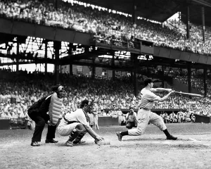 Batting Prints: Joe DiMaggio breaks the record for hitting safely in consecutive games