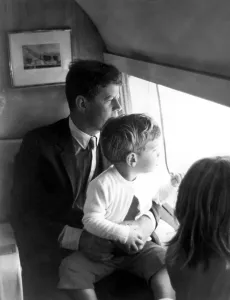Caroline Prints: JOHN F. KENNEDY and his children