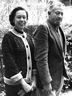 Elaine Prints: JOHN STEINBECK, with wife Elaine c. 1962. Courtesy: CSU Archives / Everett Collection