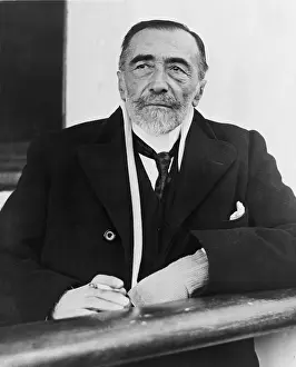Overcoat Prints: Joseph Conrad, arriving in N.Y. on the S.S. Tuscani, 1923