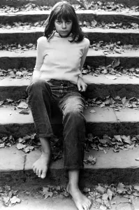 Maynard Prints: Joyce Maynard at 19 in 1973.. Courtesy: CSU Archives / Everett Collection