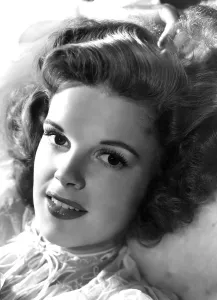 Looking Into Camera Prints: Judy Garland, 1943