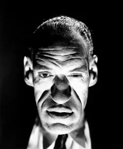 Images Dated 10th June 2014: THE JUNGLE CAPTIVE, Rondo Hatton, 1945