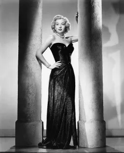 Keyes Prints: THE KILLER THAT STALKED NEW YORK, Evelyn Keyes, in a gown by Jean Louis, 1950